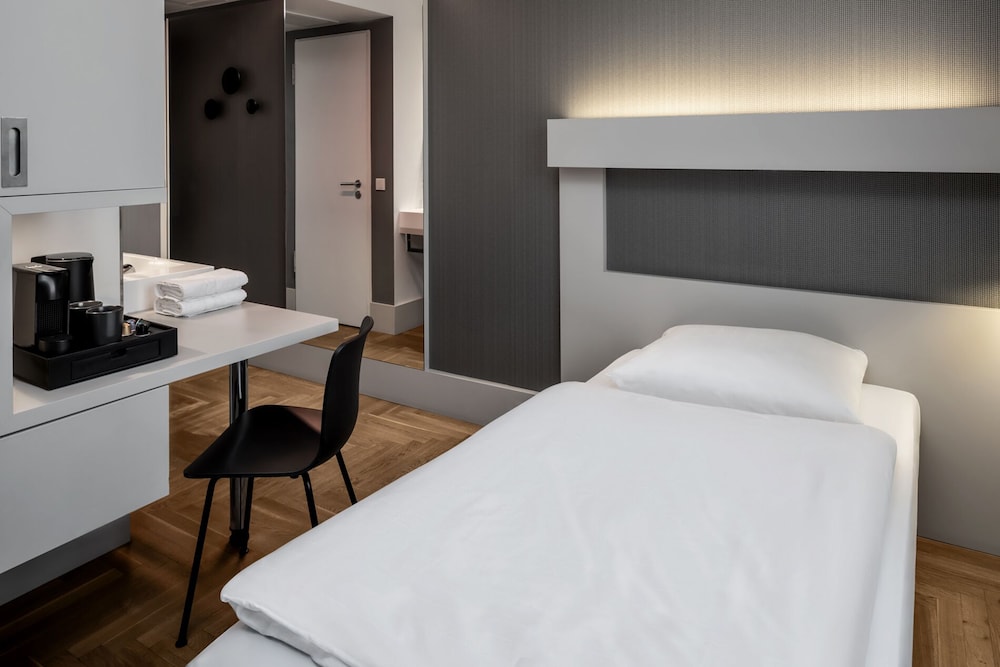 Hotel AMANO 4