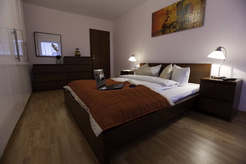 Atomis Hotel Düsseldorf City 6