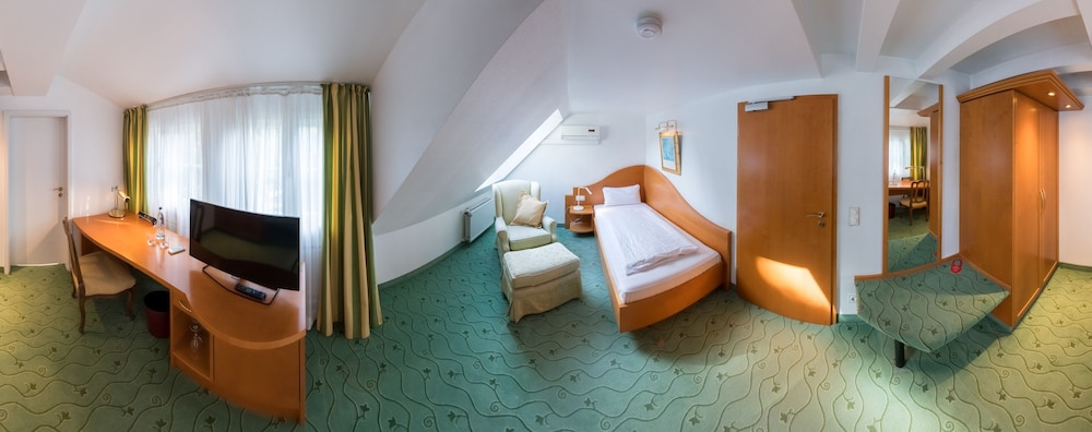 Hotel Villa Im Park 6