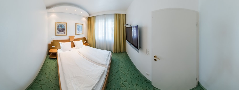 Hotel Villa Im Park 7