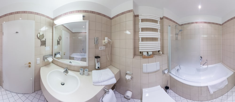 Hotel Villa Im Park 16