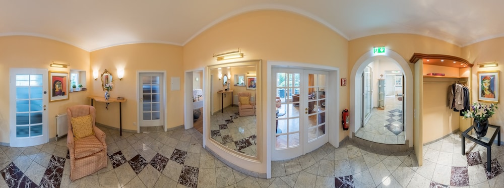 Hotel Villa Im Park 3