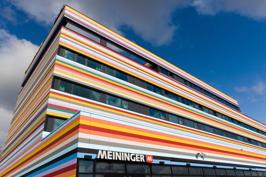 Meininger Hotel Berlin Airport 18