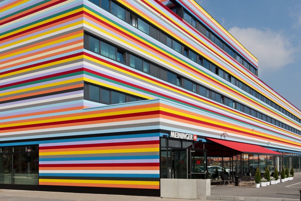 Meininger Hotel Berlin Airport 1