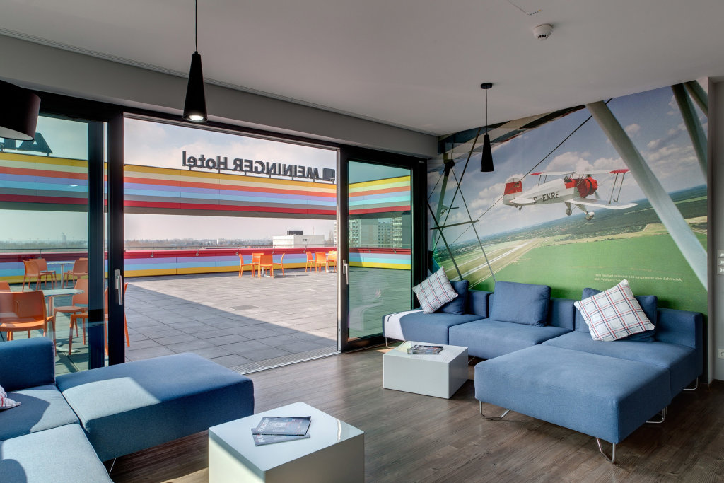 Meininger Hotel Berlin Airport 12