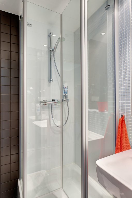 Meininger Hotel Berlin Airport 24