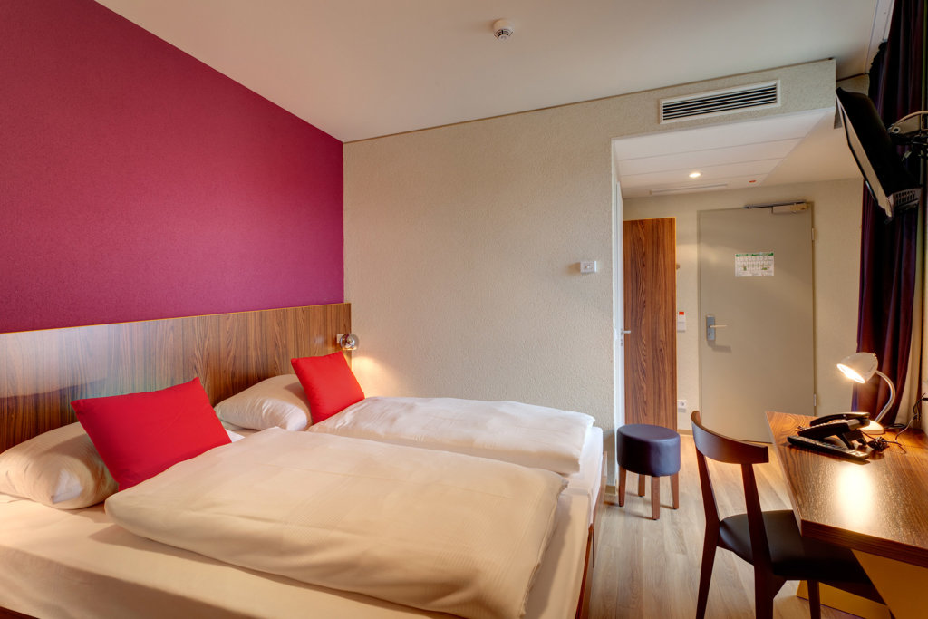 Meininger Hotel Frankfurt/Main Airport 16