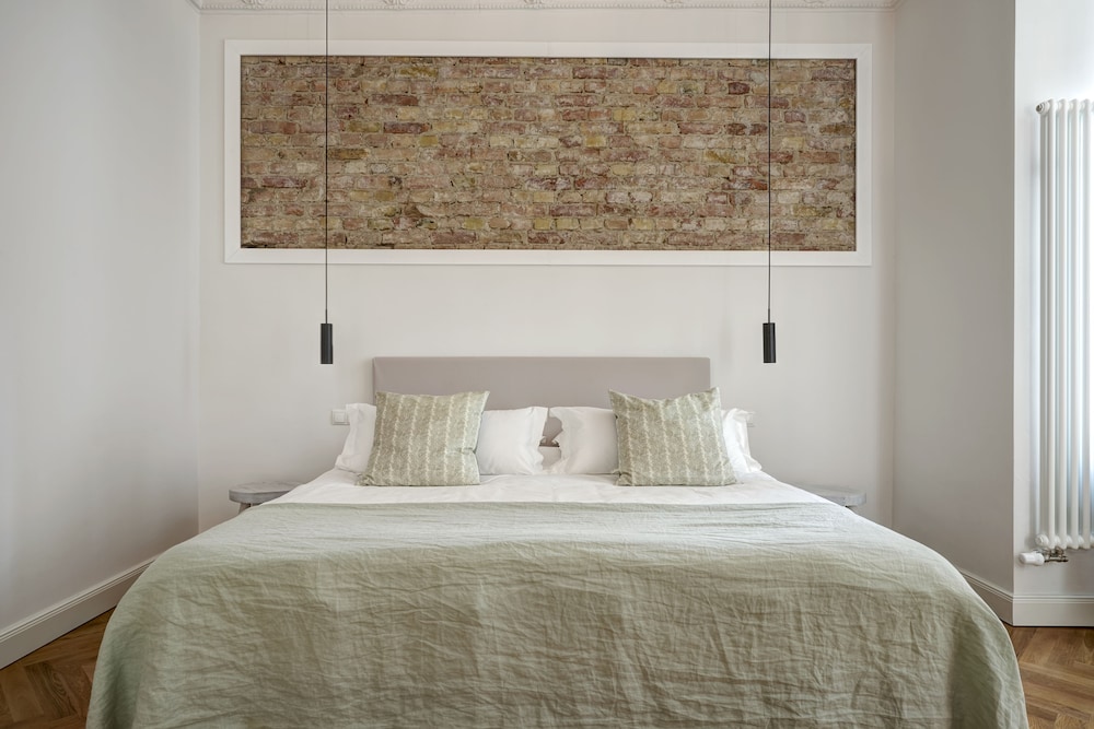 Gorki Apartments 23