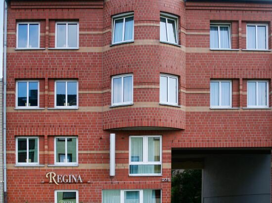 Regina 8