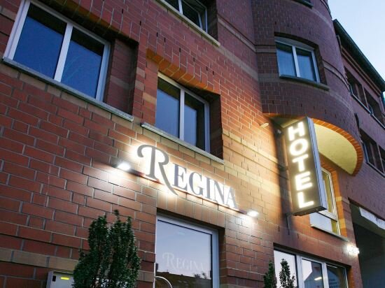 Regina 4