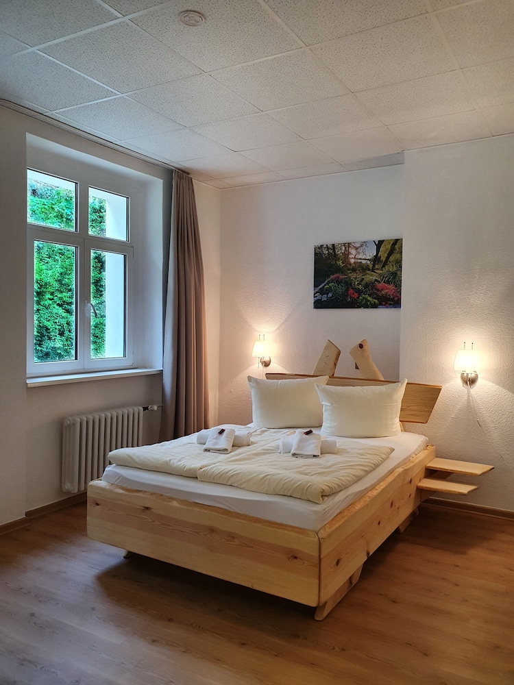 Waldhotel am See 11