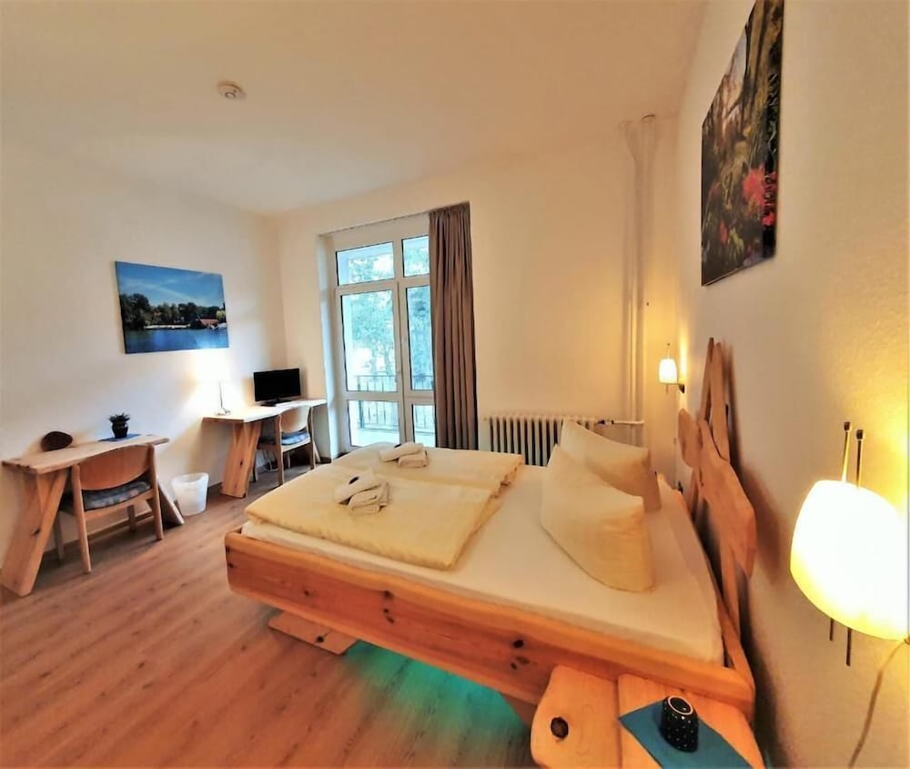 Waldhotel am See 5