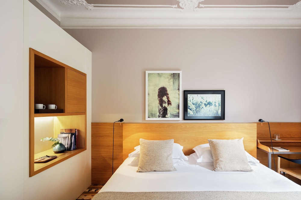 Alexandra Barcelona Hotel, Curio Collection by Hilton 15