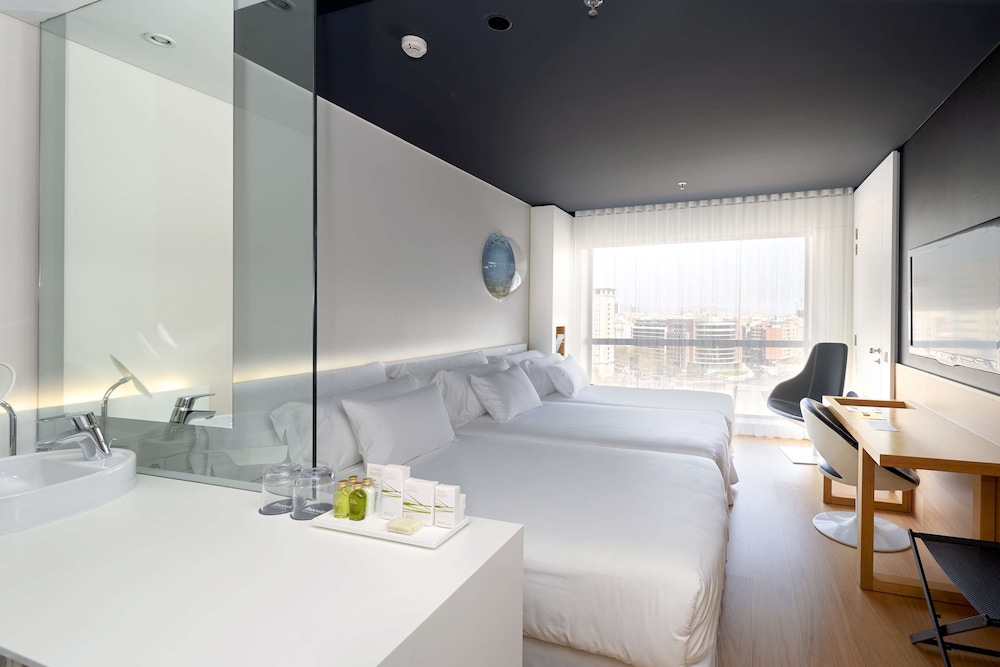 Barceló Sants 13