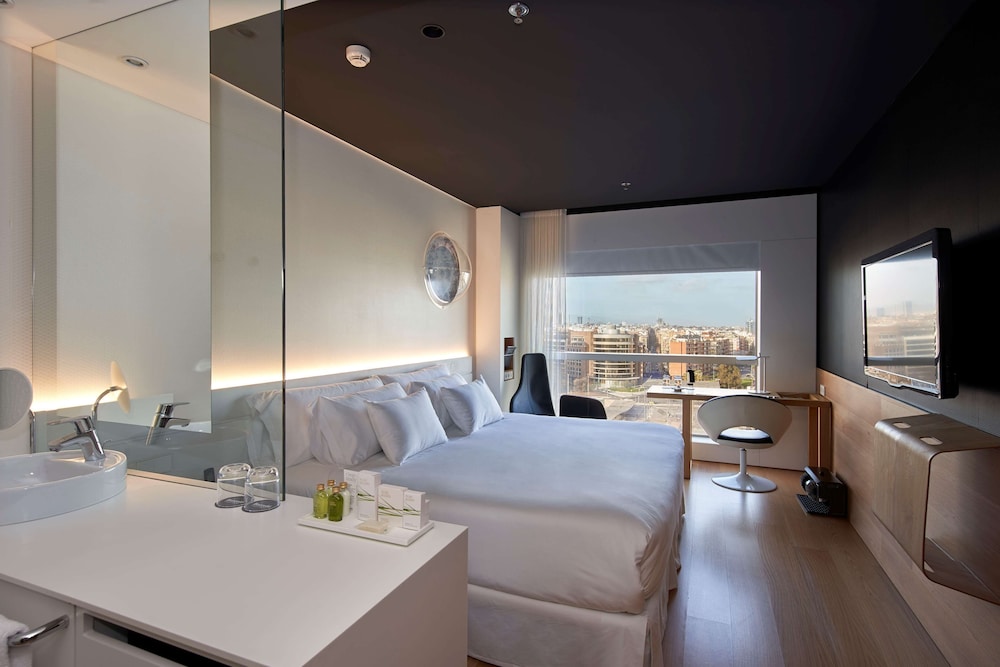 Barceló Sants 1