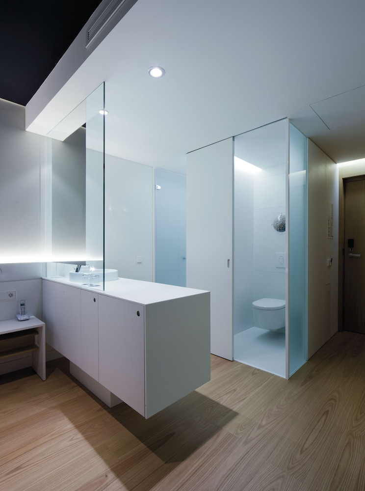 Barceló Sants 24