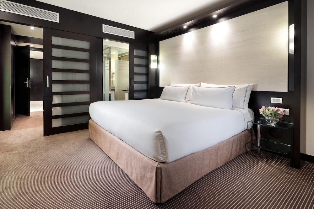 Meliá Barcelona Sarrià 17