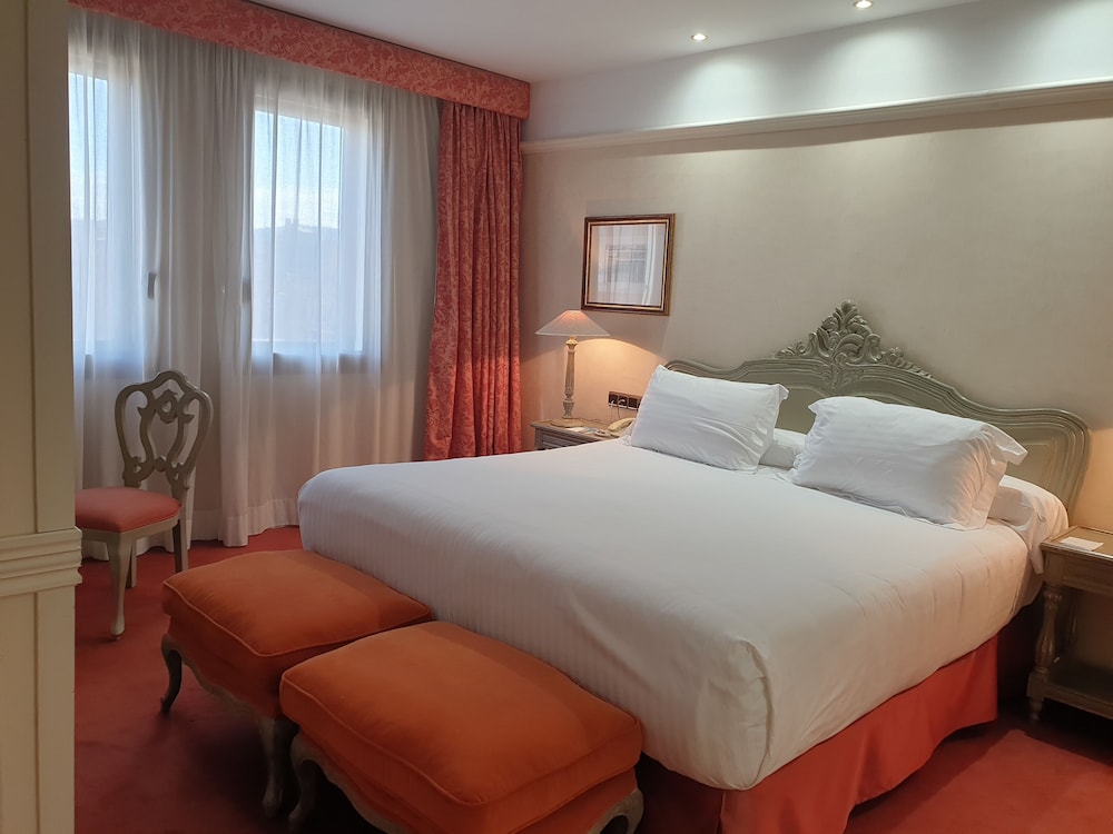 Best Western Premier CMC Girona 19