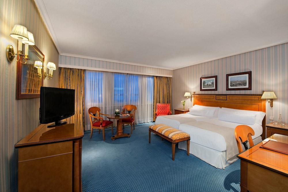 Meliá Castilla 11