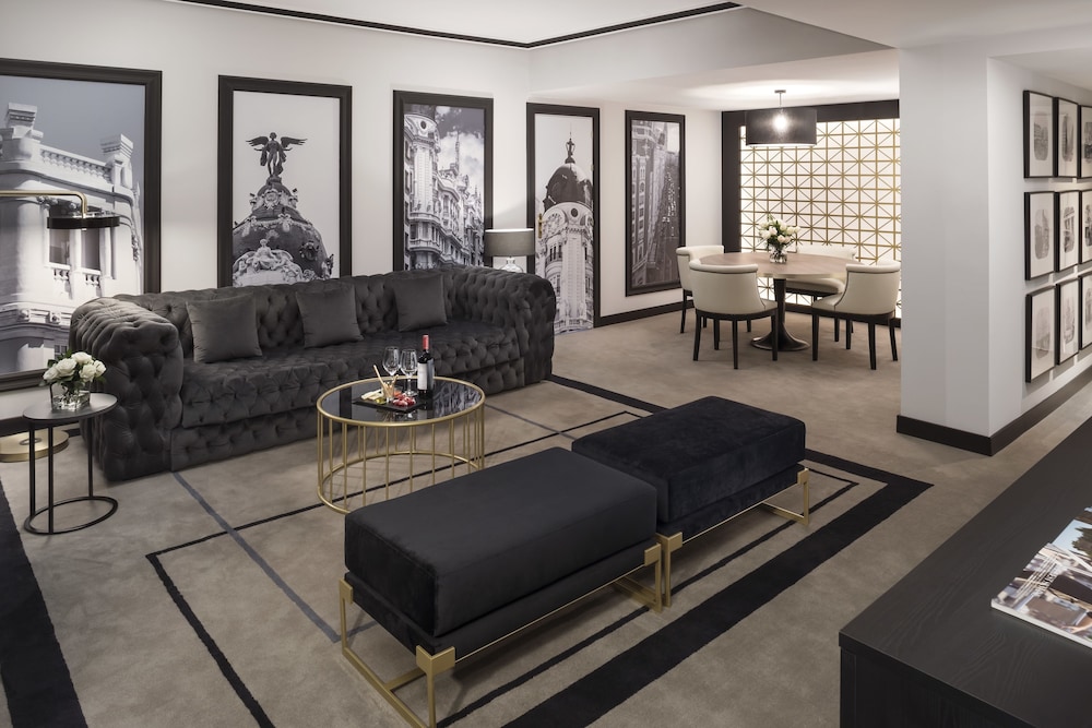 Meliá Castilla 13