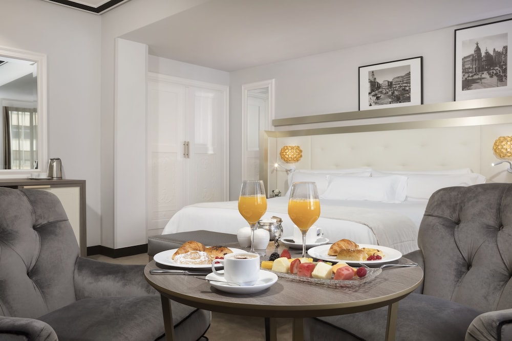 Meliá Castilla 1