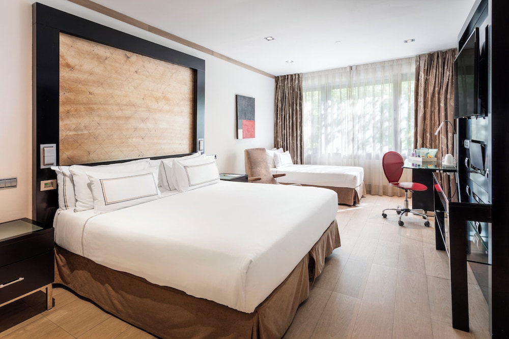 Meliá Madrid Princesa 16