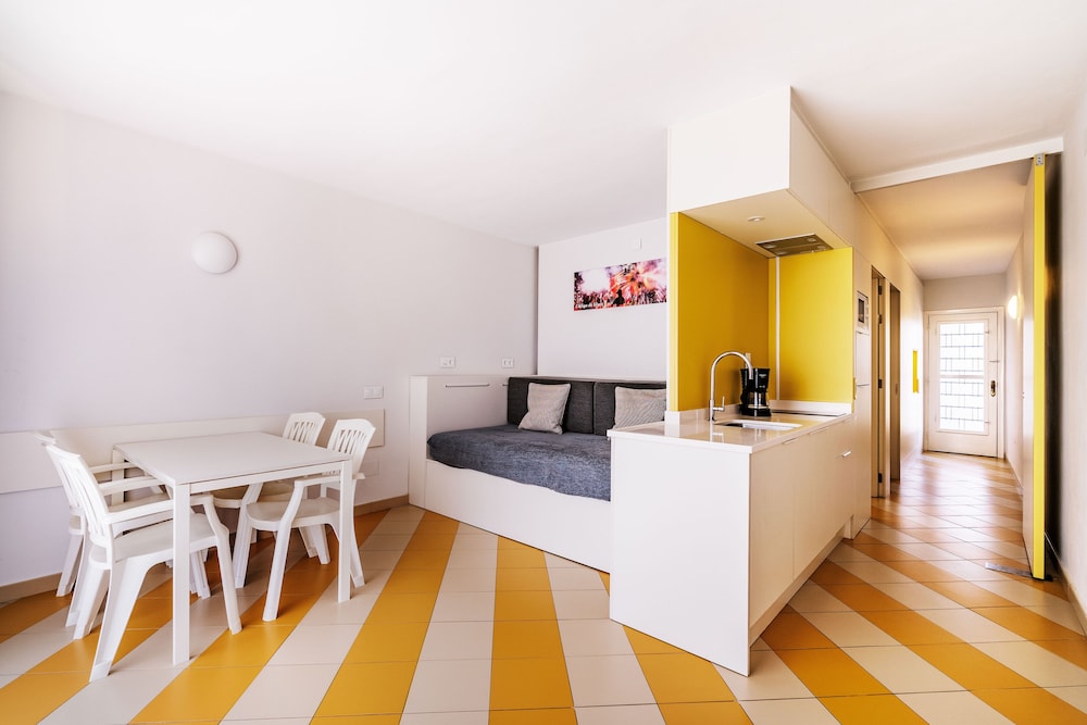 Apartamentos Sunway Amapola 13