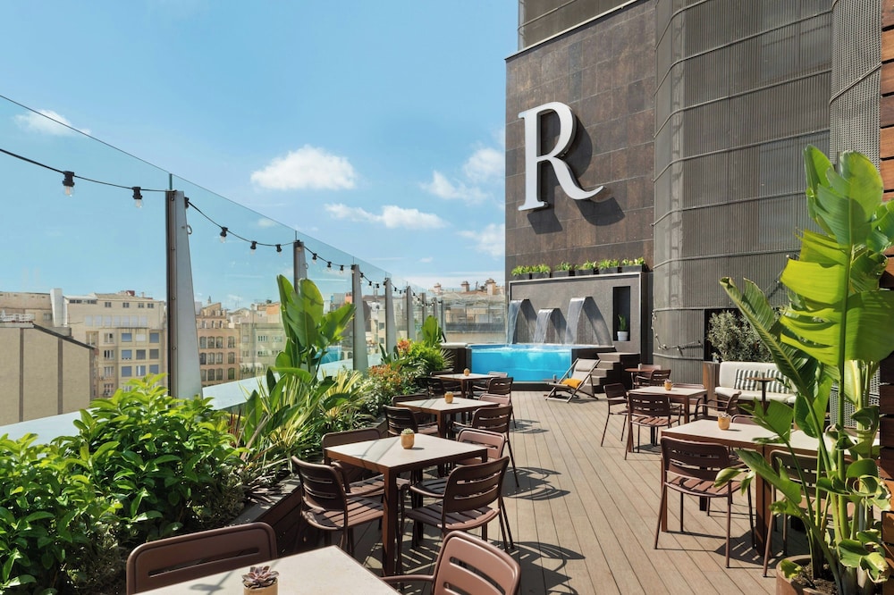 Renaissance Barcelona 1