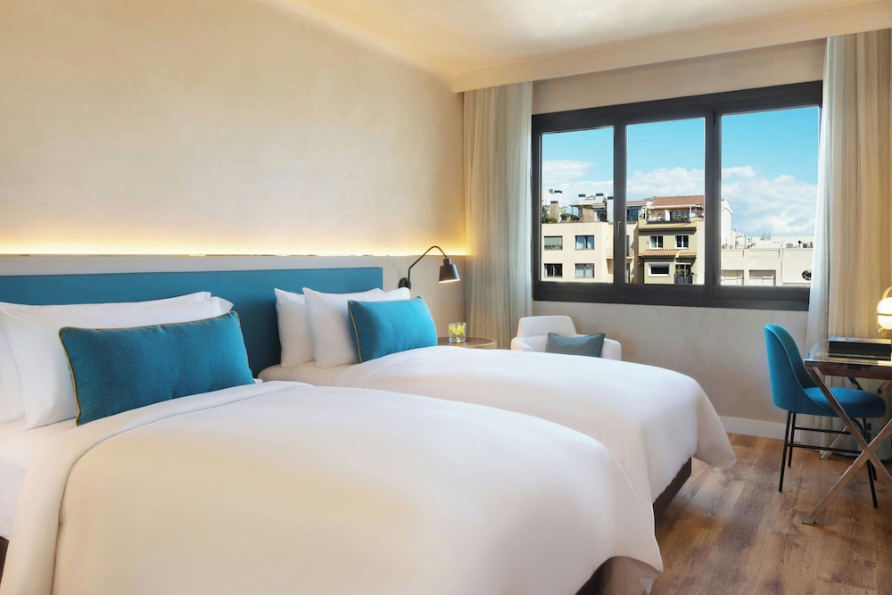 Renaissance Barcelona 9