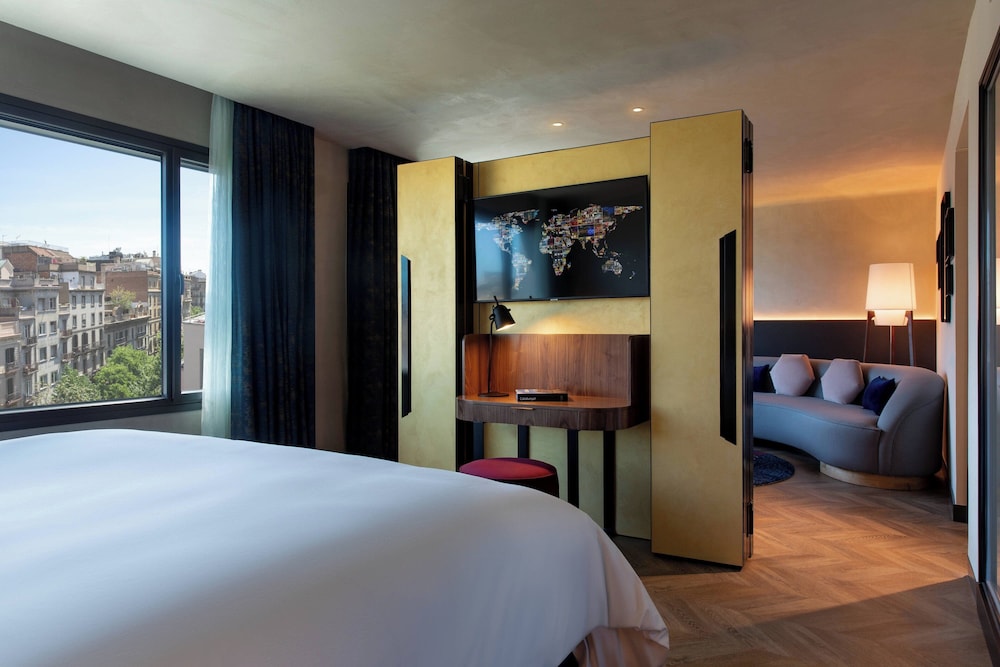 Renaissance Barcelona 5
