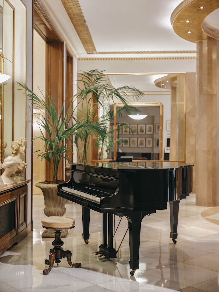 Hotel Astoria 2