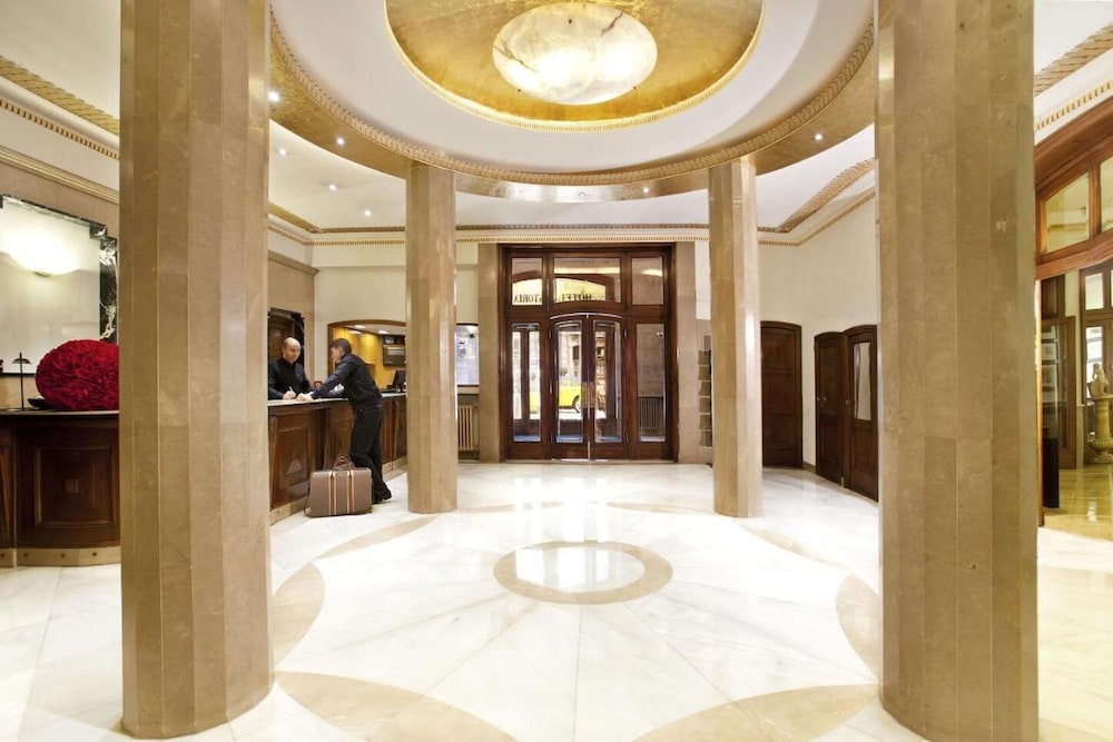 Hotel Astoria 8