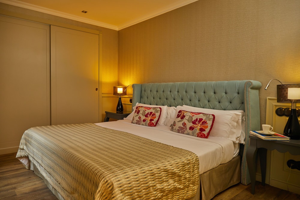 El Avenida Palace Hotel 8
