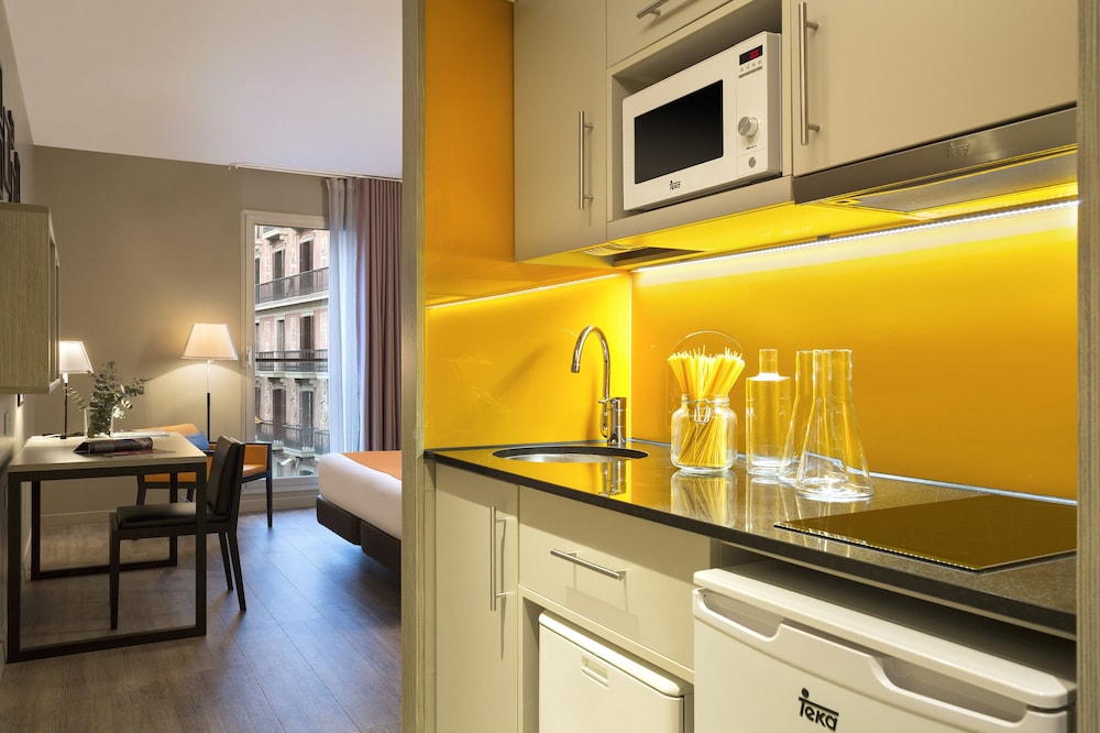 Citadines Ramblas Barcelona 18