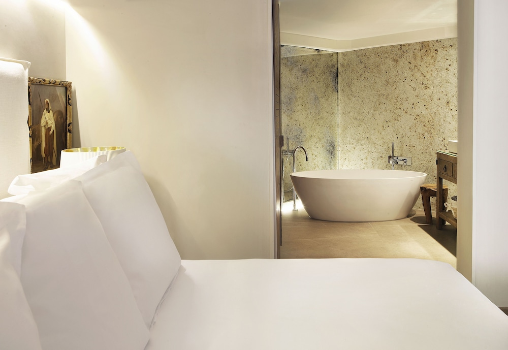 Claris Hotel & Spa 15