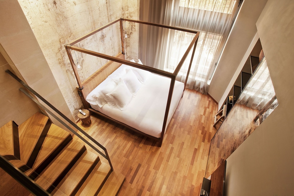 Claris Hotel & Spa 8