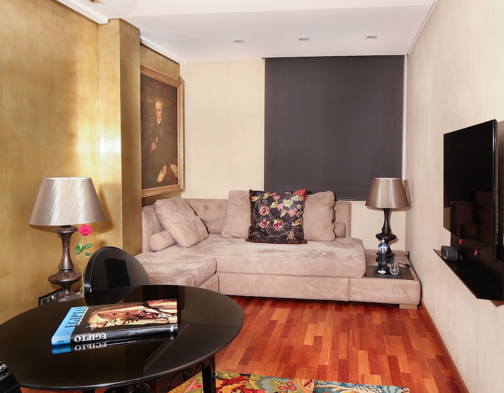 Claris Hotel & Spa 14