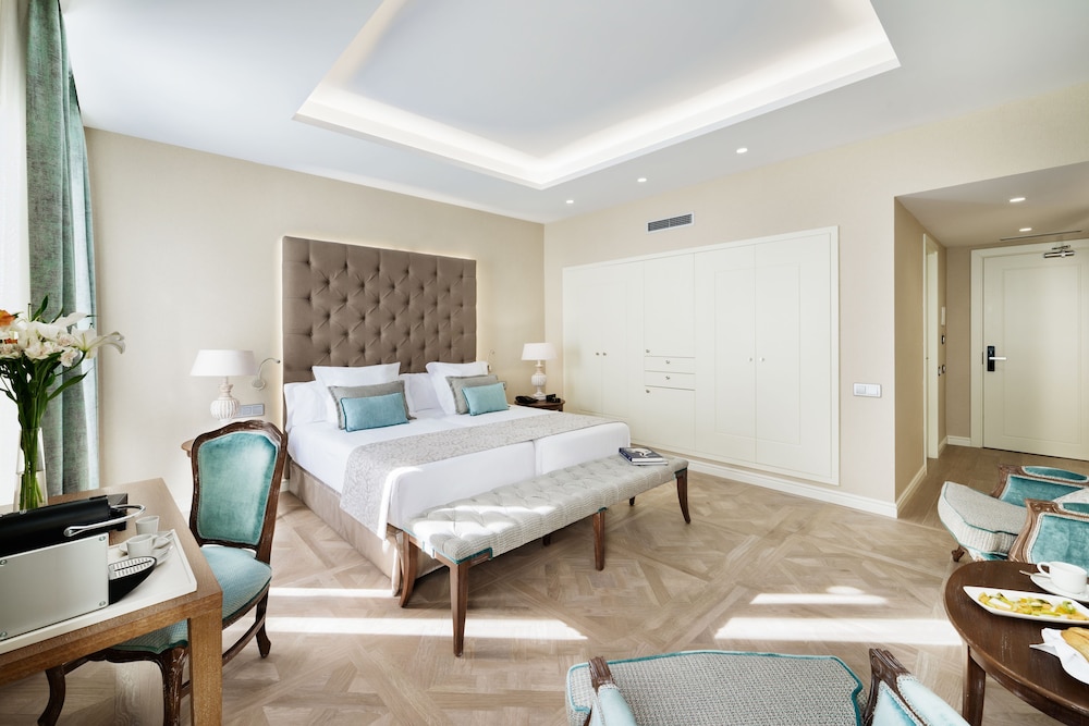 Lamaro Hotel 16