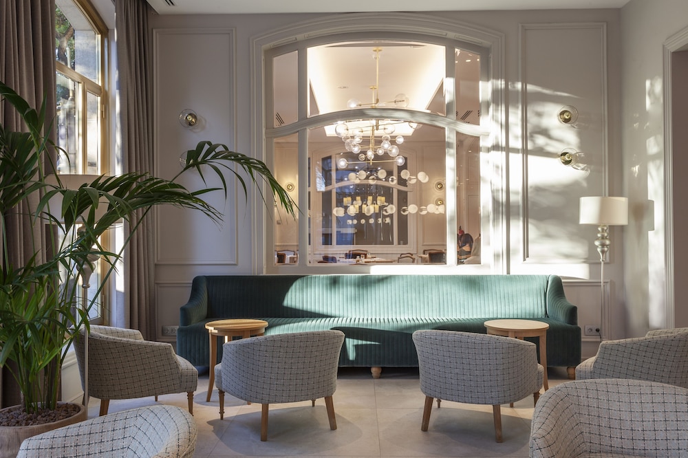 Lamaro Hotel 6