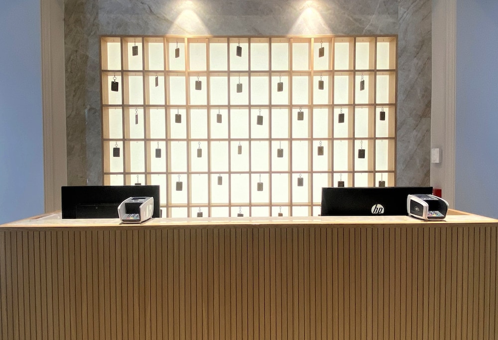 Lamaro Hotel 3