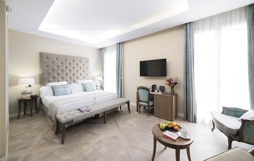 Lamaro Hotel 11