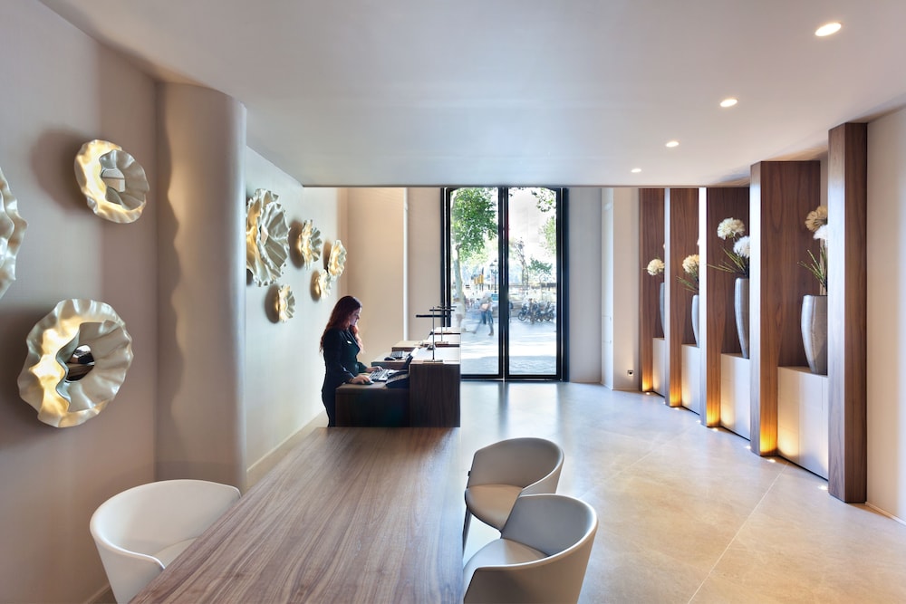 Condes De Barcelona 5