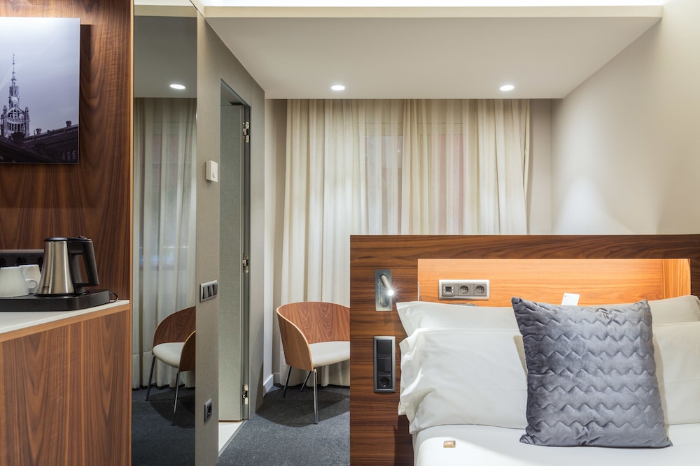 Best Western Premier Hotel Dante 11