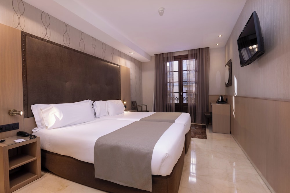 Gran Hotel Barcino 1