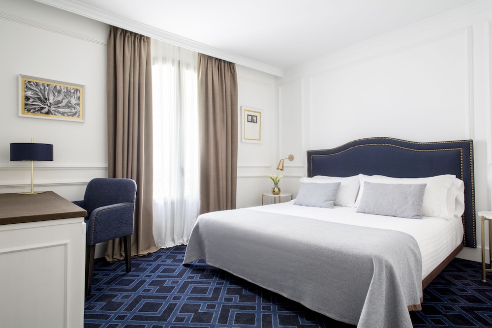 Hotel Midmost 18