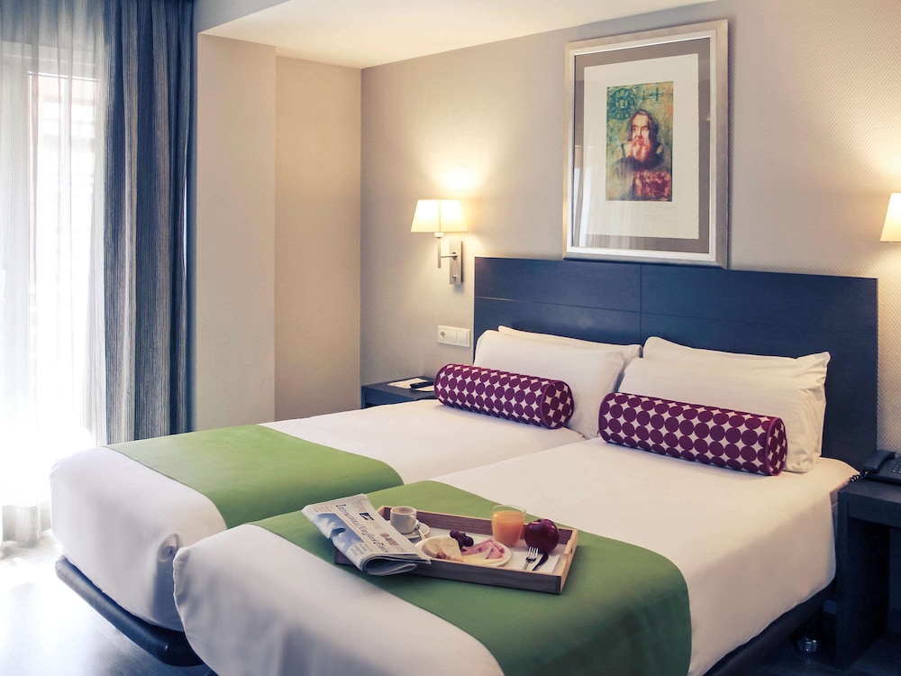 Mercure Madrid Centro 14