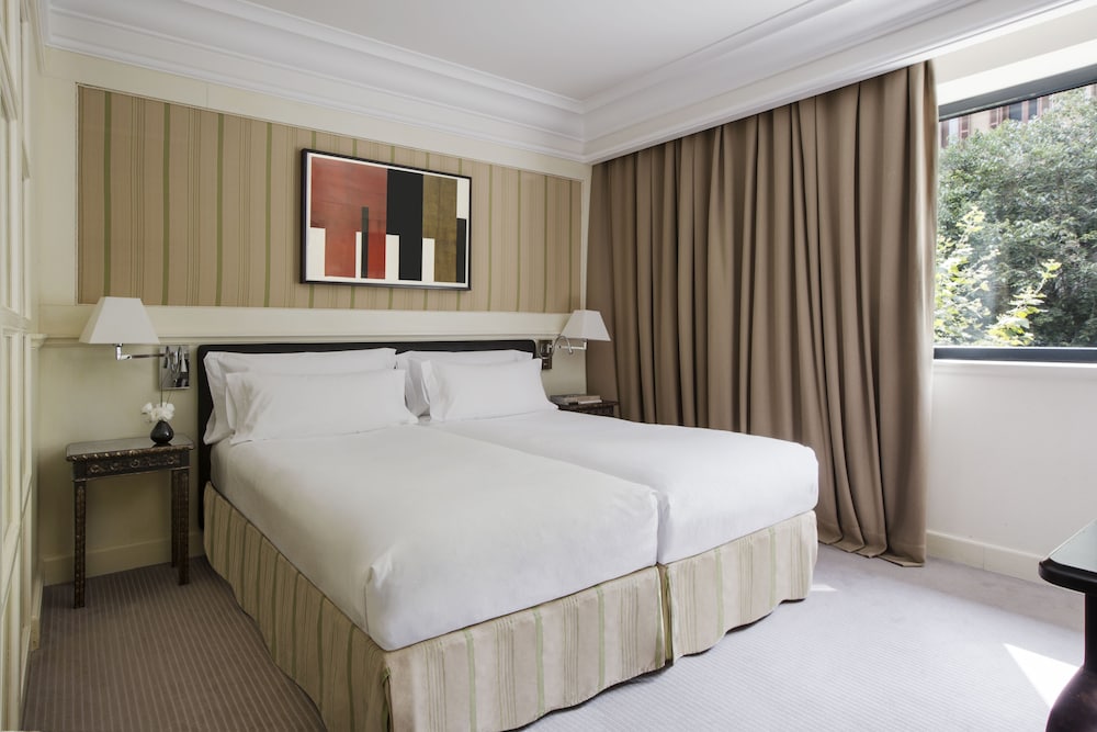Majestic Hotel & Spa 14