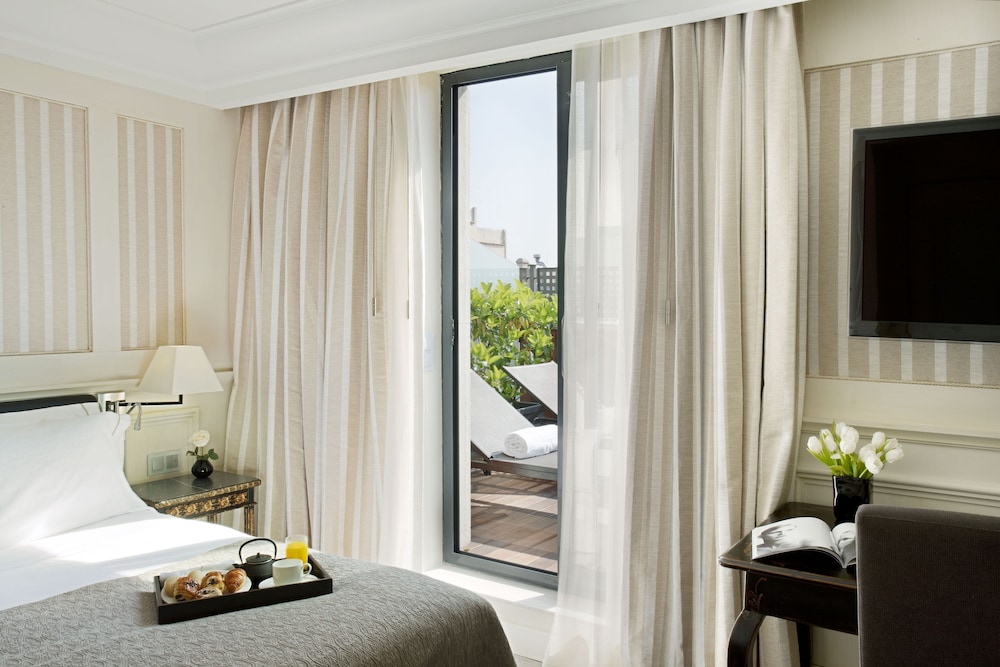 Majestic Hotel & Spa 20