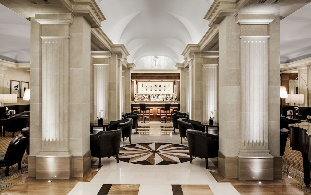 Majestic Hotel & Spa 2