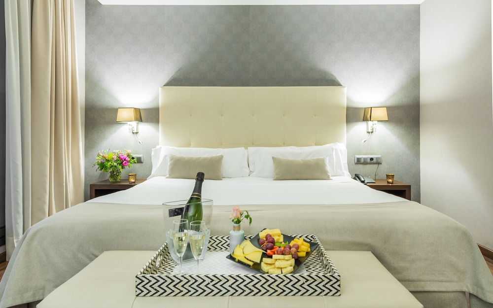 Mariano Cubi Aparthotel Barcelona 10